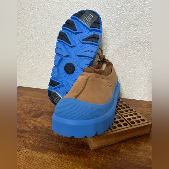 UGG Men's WEATHER HYBRID Brown and Blue Rain Boots - Men 5 & Women 6 - Picture 2 of 5